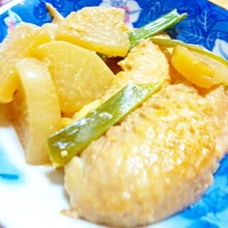 手羽先大根の味噌煮